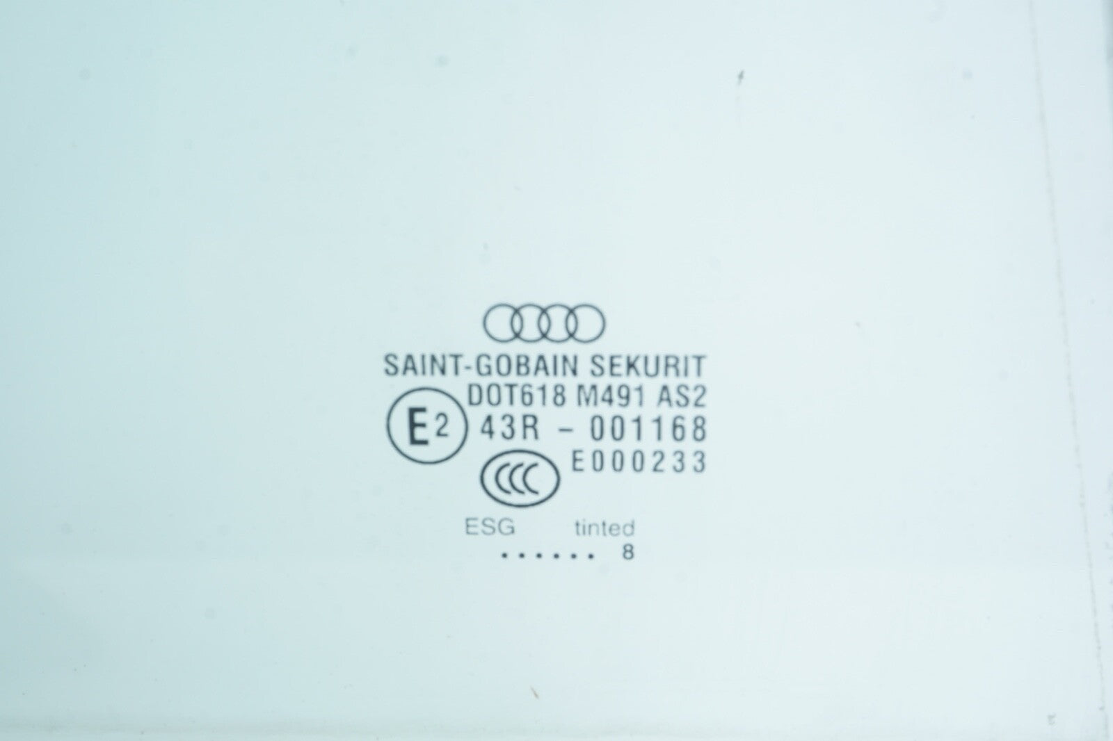 2004-2010 AUDI A8 LONG - REAR Right DOOR Window Glass