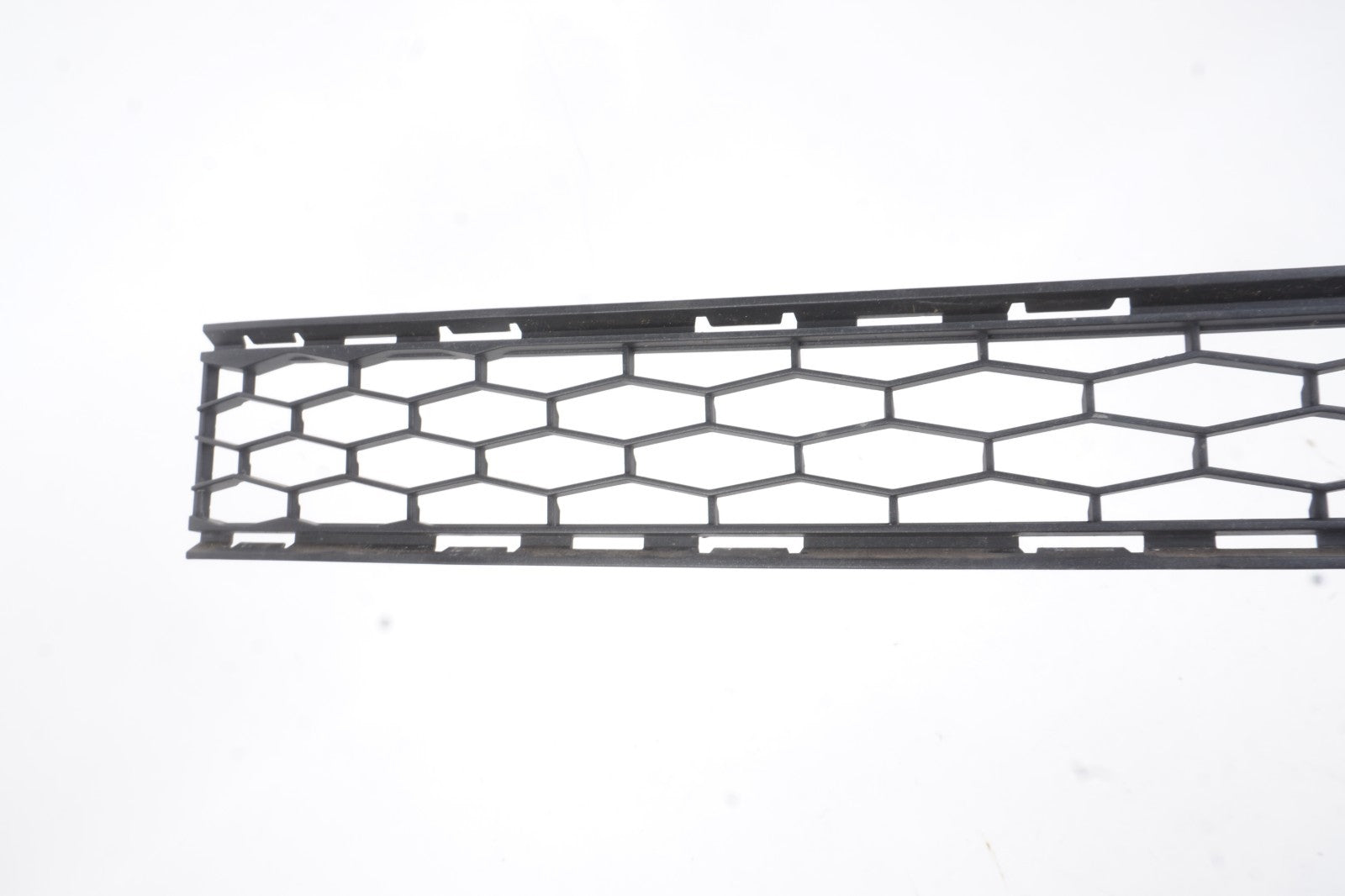 2014-2017 Maserati Ghibli M157 Front Bumper Lower Center Grille OEM