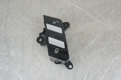 07-13 Mercedes W221 S450 S63 Door Lock Switch Front Left Driver 2218213051 OEM