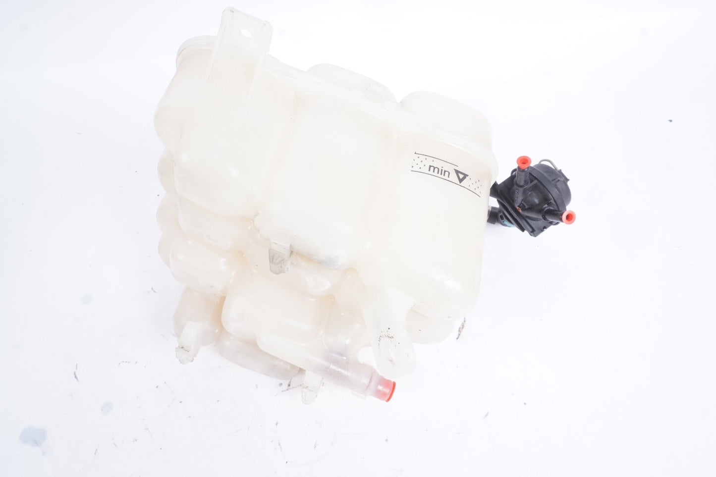 11-18 Porsche Cayenne 958 Coolant Reservoir Overflow Expansion 7P0121407  OEM