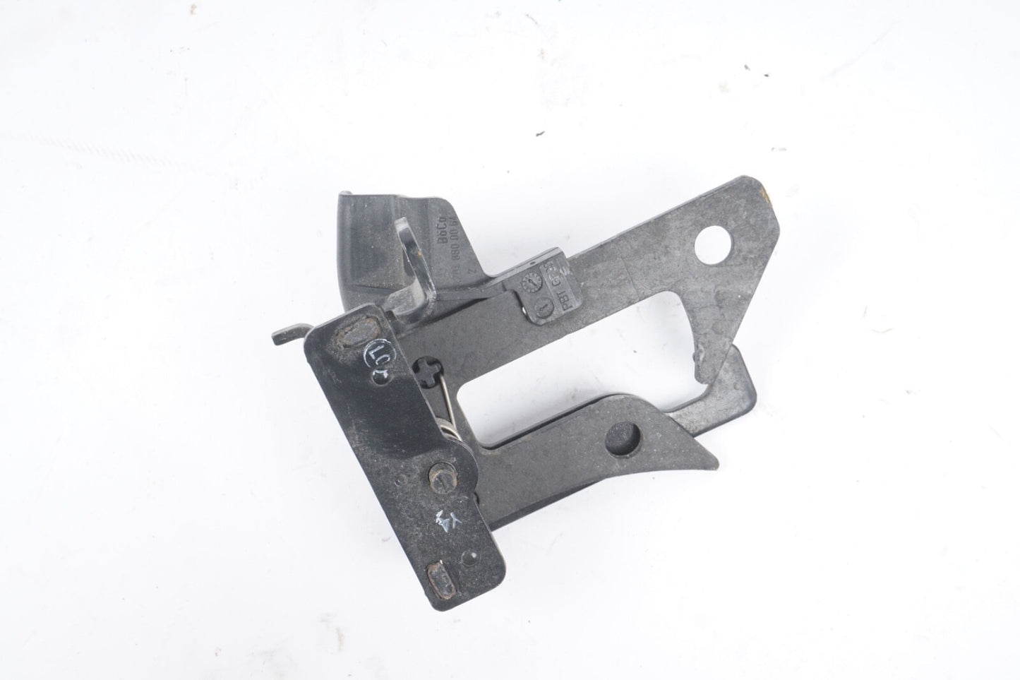 2010 - 2013 MERCEDES E350 E550 CONVERTIBLE HOOD SAFETY LATCH