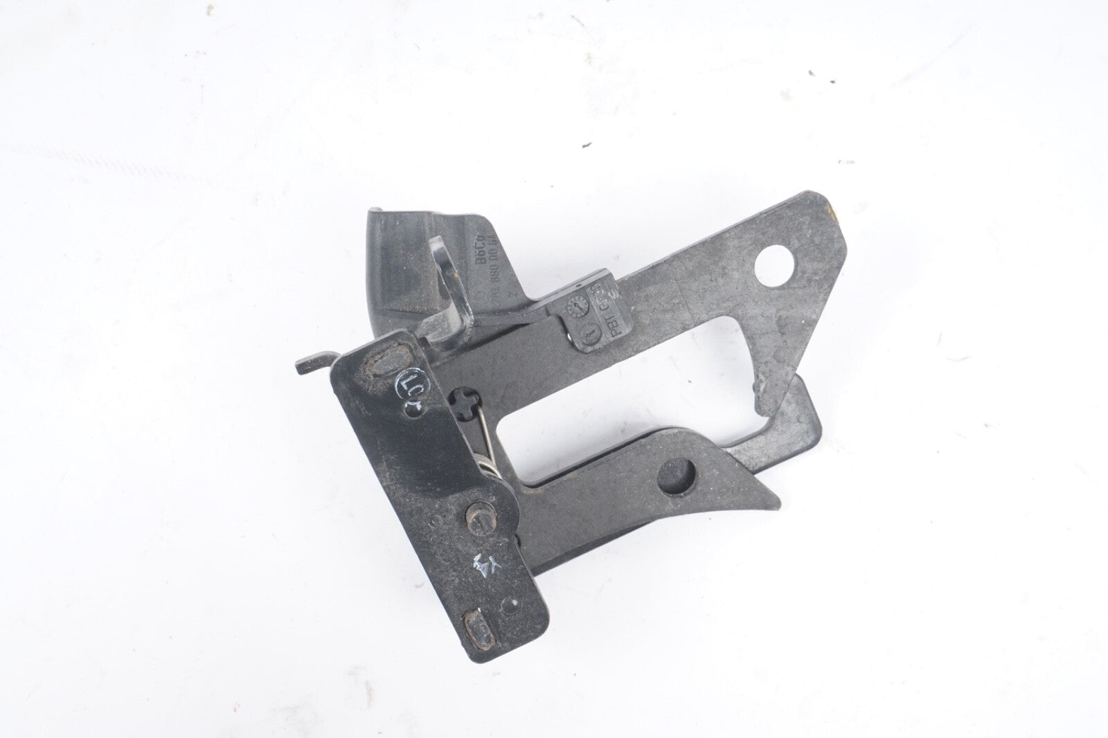2010 - 2013 MERCEDES E350 E550 CONVERTIBLE HOOD SAFETY LATCH
