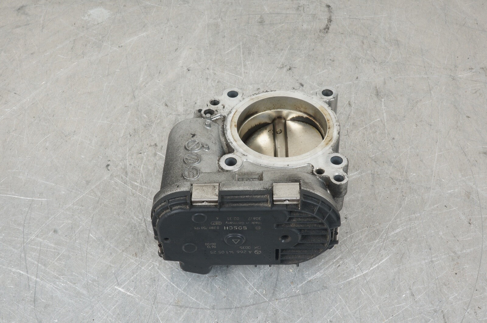 12-15 Mercedes W204 C250 SLK250 M271 Engine Throttle Body 2661410525 OEM