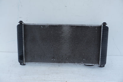 2005-2014 GMC Yukon Chevrolet Tahoe Radiator 22840117 OEM