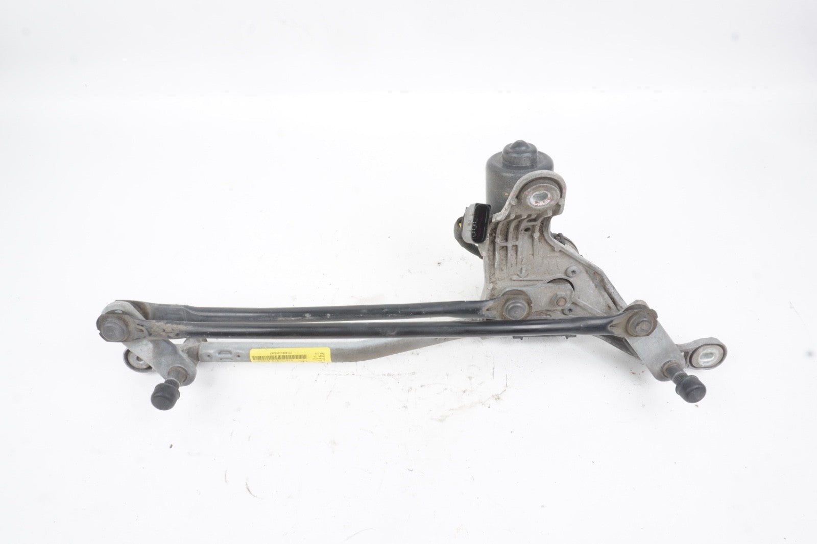 2014 - 2020 Maserati Ghibli 3.0L Front Windshield Wiper Motor Linkage OEM