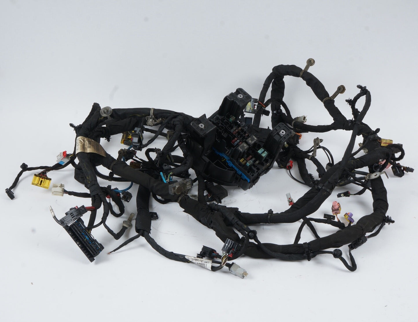 2020 CADILLAC CT4 2.0L DASH INSTRUMENT PANEL WIRING HARNESS CABLE & FUSE BOX OEM