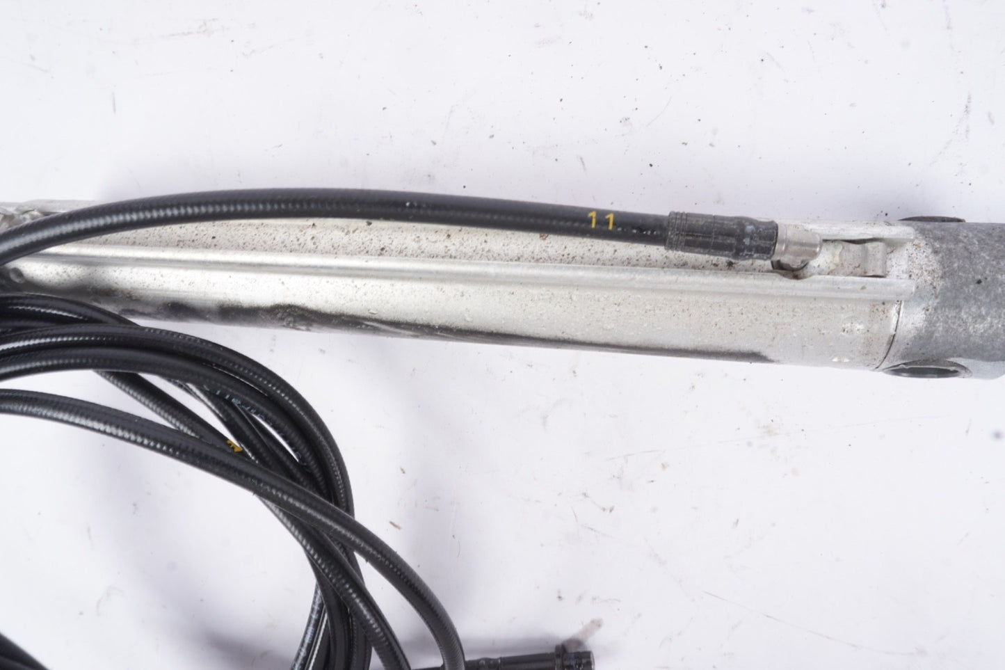 06-13 VOLVO C70 CONVERTIBLE ROOF TOP HYDRAULIC  SHOCK LINE 11, 12