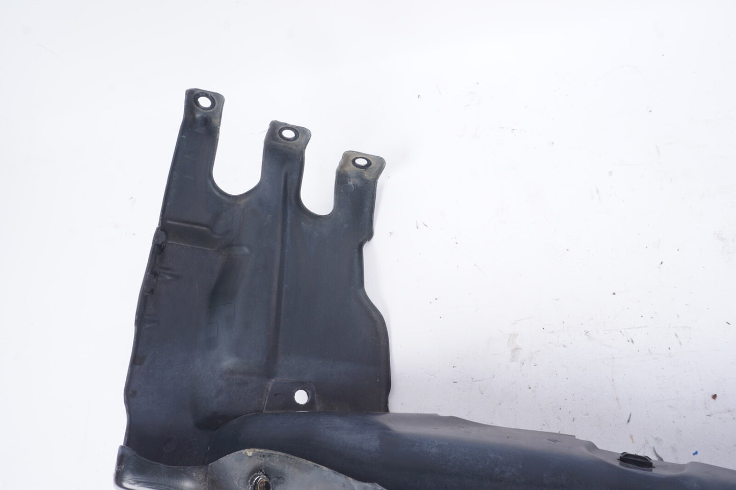 07-13 Mercedes S550 S600 Right Passenger Side Headlight Support Bracket Oem