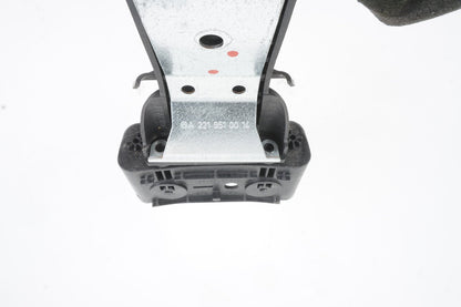 12 - 16 Mercedes S550 GL450 Front Right Left Headrest Head Rest Display Bracket