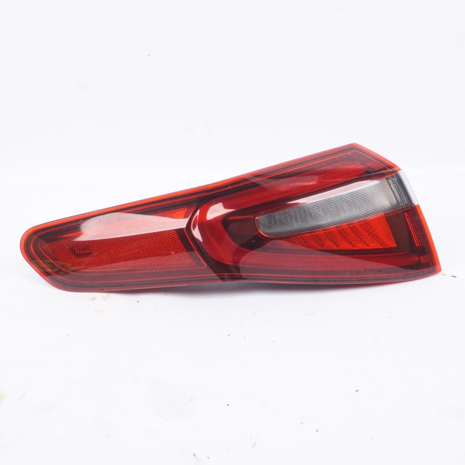 2018 - 2023 ALFA ROMEO STELVIO LH DRIVER LED TAIL LIGHT OEM 20801999