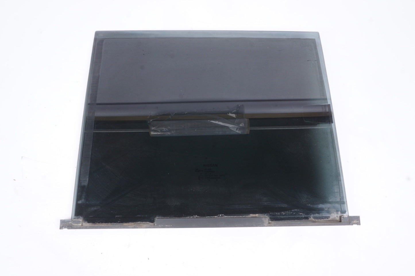 2016-2023 Nissan Titan XD Rear Back Center Window Glass Tempered OEM