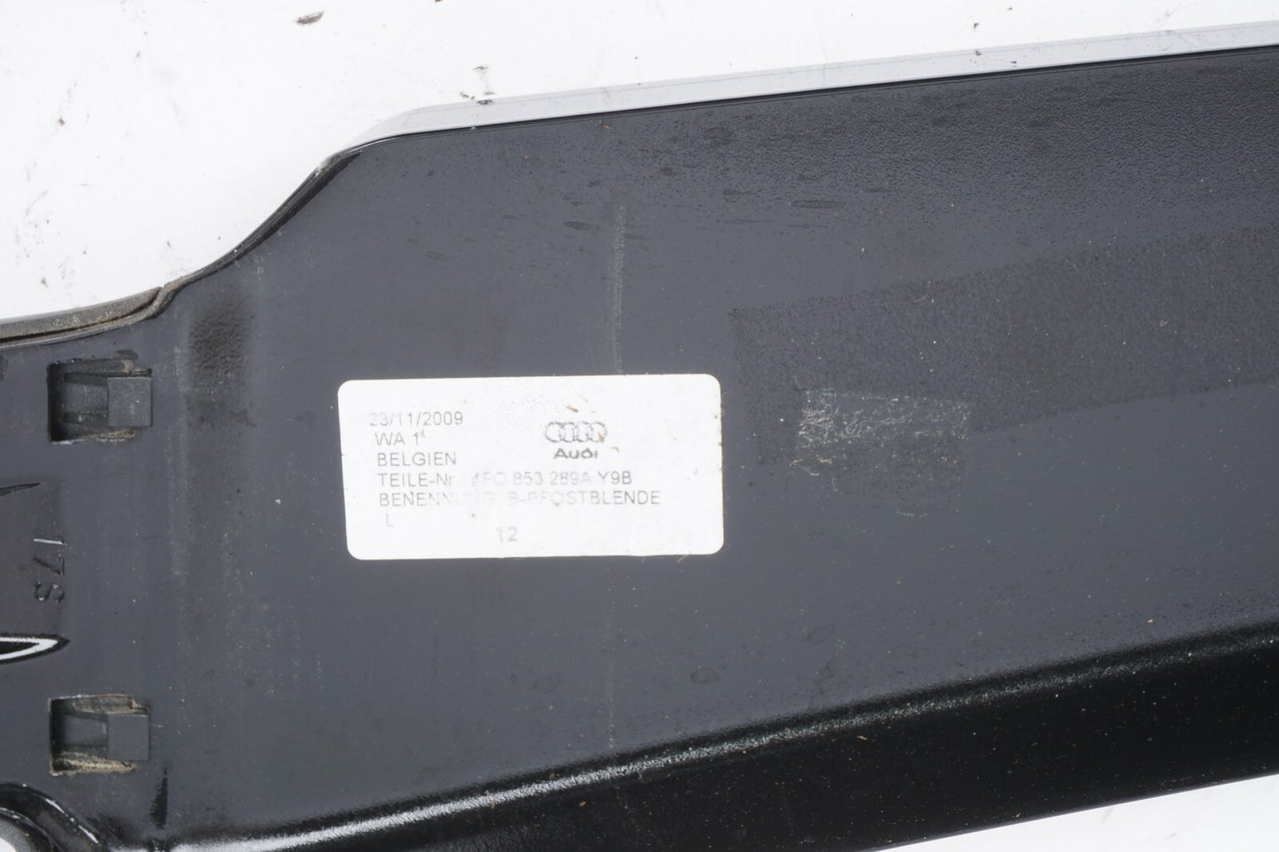 2005 - 2011 Audi A6 Exterior B Pillar Door Trim Molding Left & Right OEM