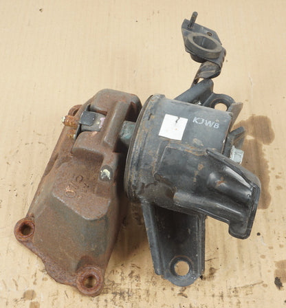 2013-2018 HYUNDAI SANTA FE ENGINE MOUNT BRACKET OEM