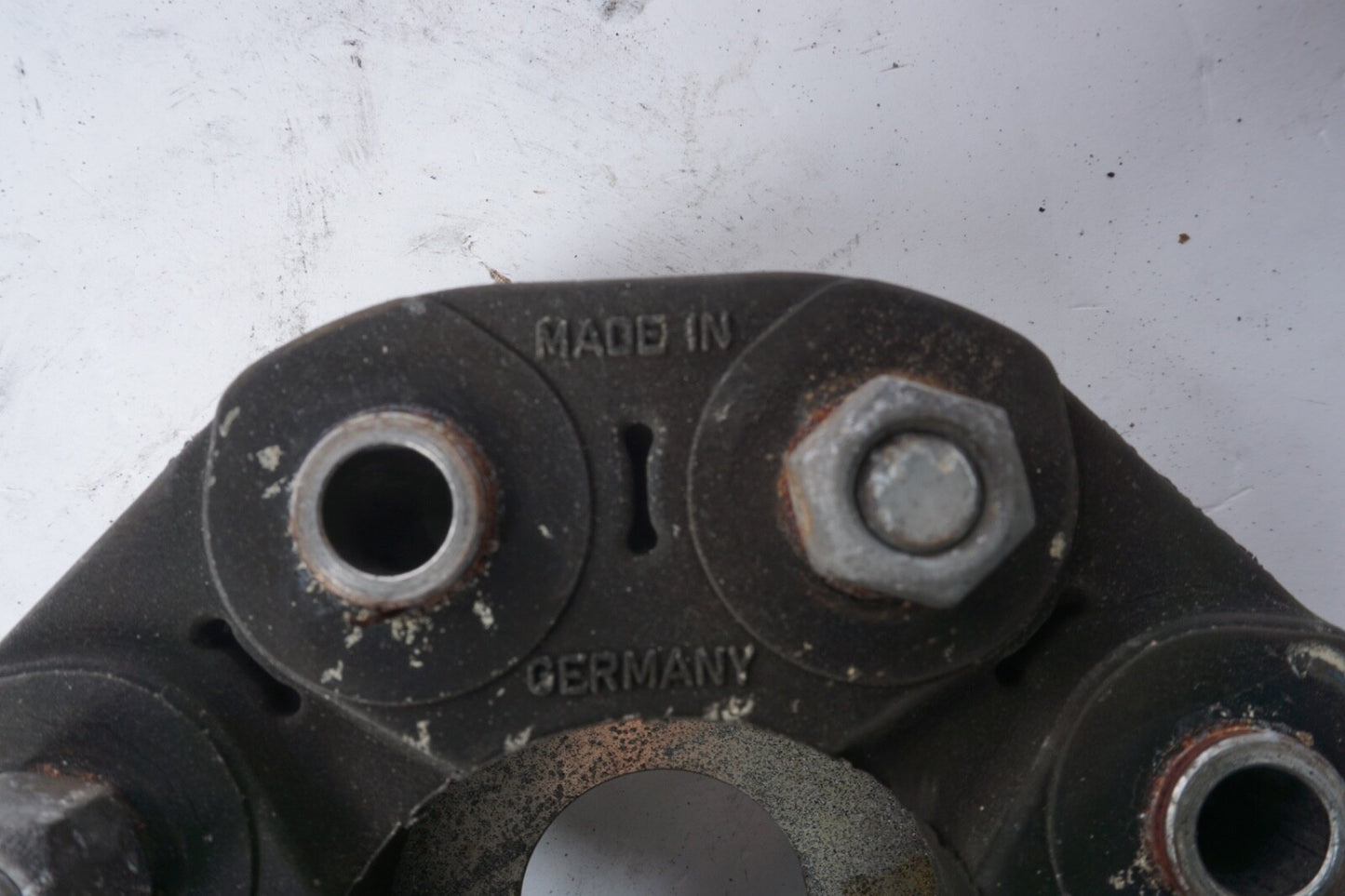 2012-2013 MERCEDES-BENZ  S550 DRIVE SHAFT FLEX DISC