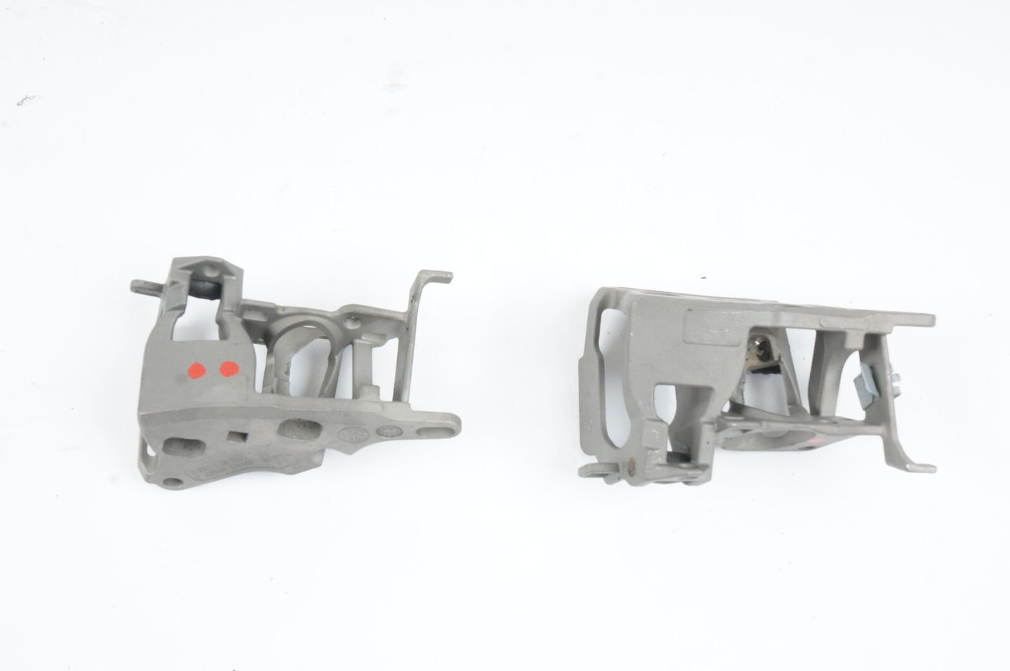 2012 - 2016 VOLKSWAGEN EOS CONVERTIBLE ROOF TOP LATCH LEFT & RIGHT OEM