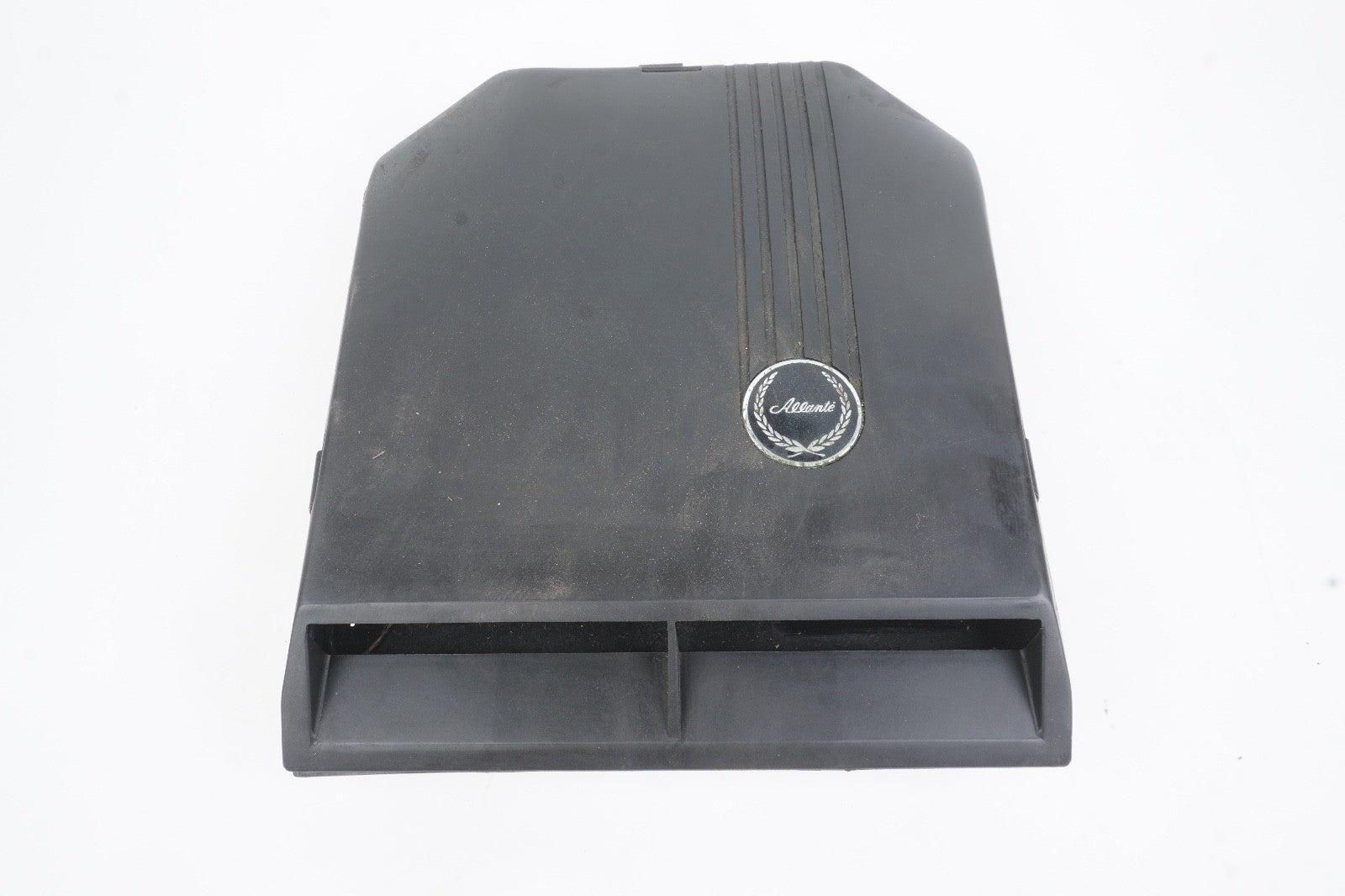 87-92 1987-1992 CADILLAC ALLANTE  ENGINE INTAKE AIR DUCT W/ EMBLEM