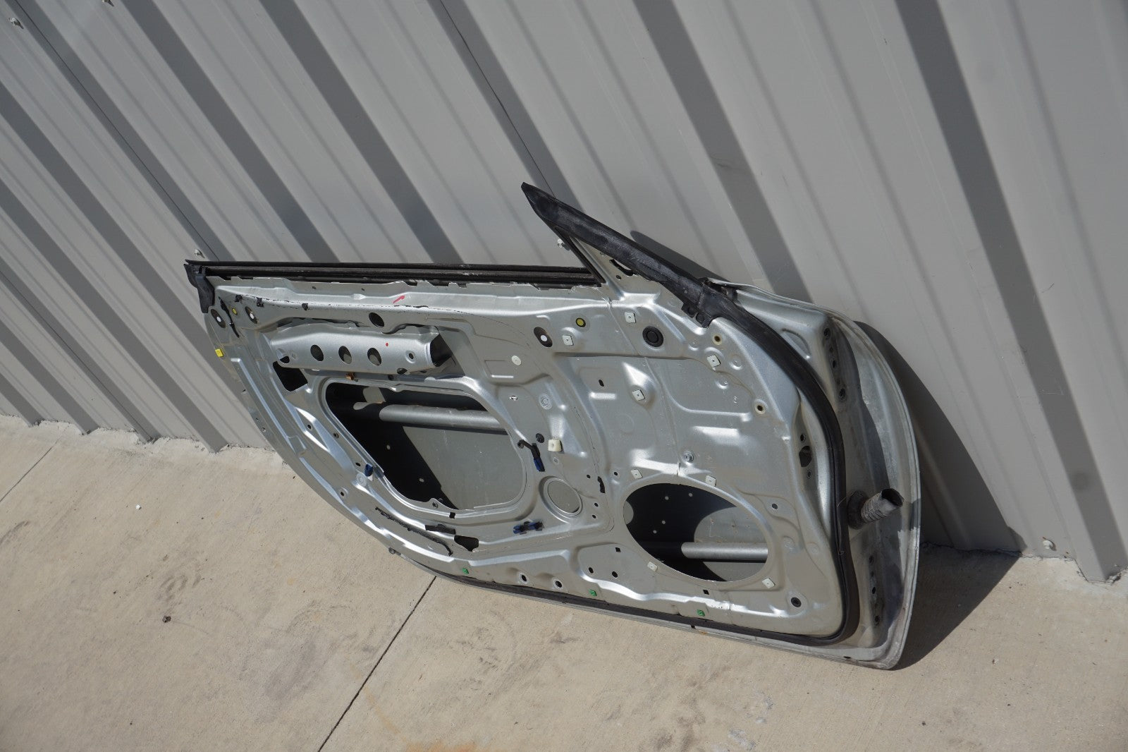 2002 - 2010 LEXUS SC430 FRONT RIGHT DRIVER SIDE DOOR SHELL OEM