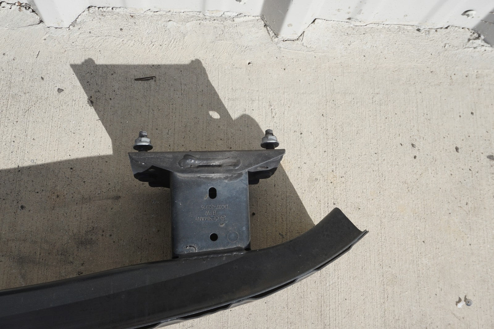 11-17 Mercedes W207 E350 E550 Convertible Coupe Rear Bumper Reinforcement  OEM
