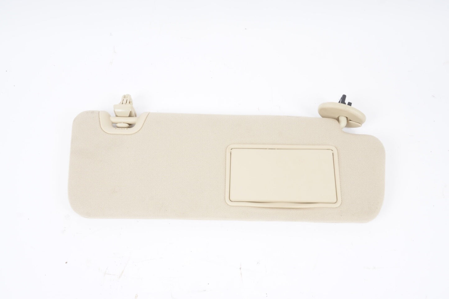 2014 - 2019 TOYOTA HIGHLANDER FRONT RIGHT PASSENGER SIDE SUN VISOR SUNVISOR OEM