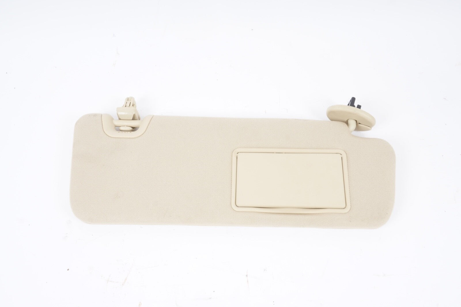 2014 - 2019 TOYOTA HIGHLANDER FRONT RIGHT PASSENGER SIDE SUN VISOR SUNVISOR OEM
