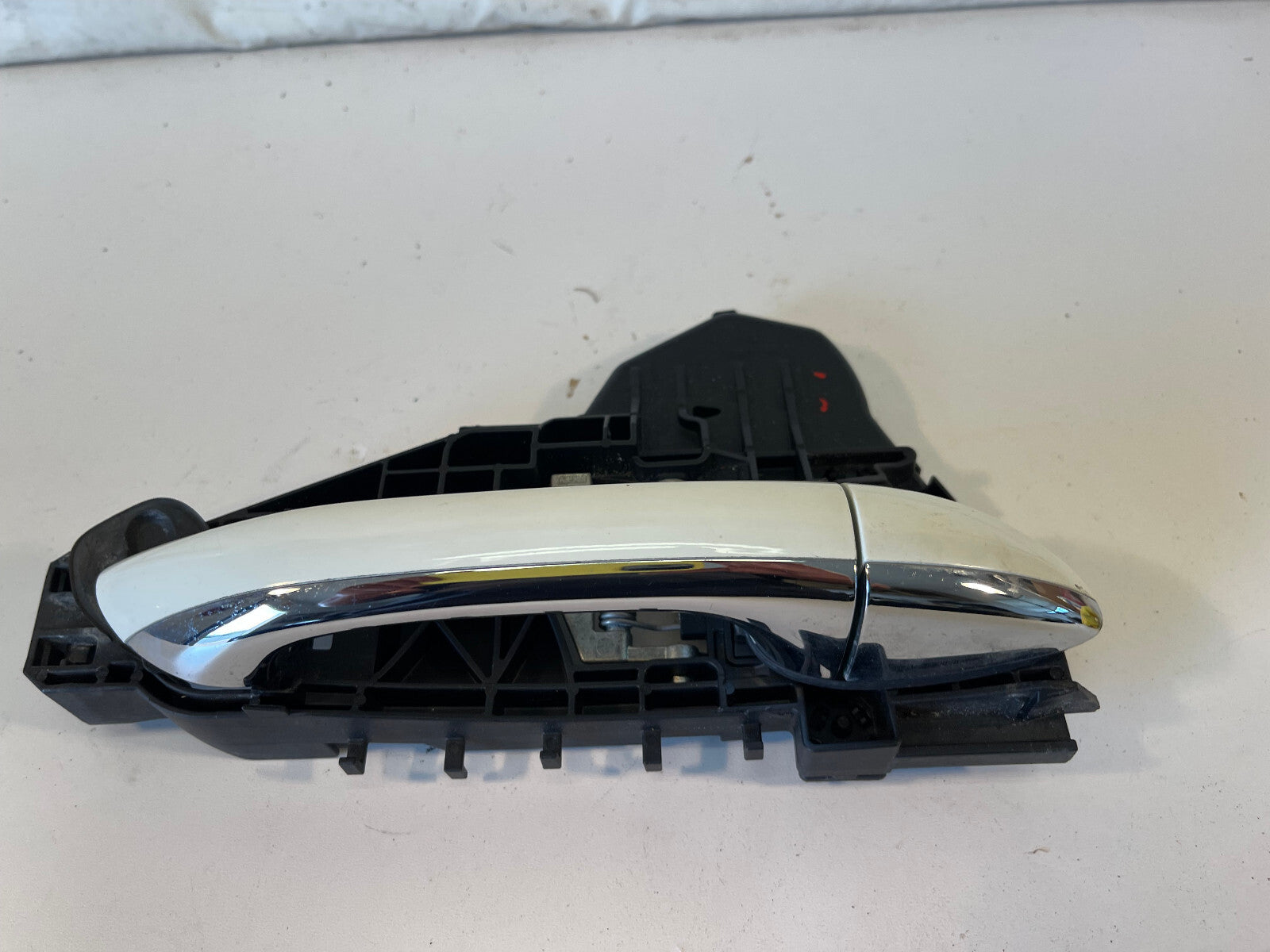 06-10 MERCEDES R350 R500 W251 FRONT RIGHT PASS SIDE EXTERIOR DOOR HANDLE OEM