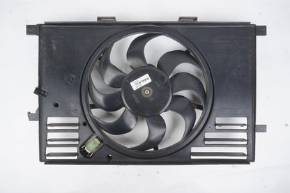 2015-2018 Jeep Renegade 2.4l  Engine Radiator Cooling Fan Motor Assembly OEM