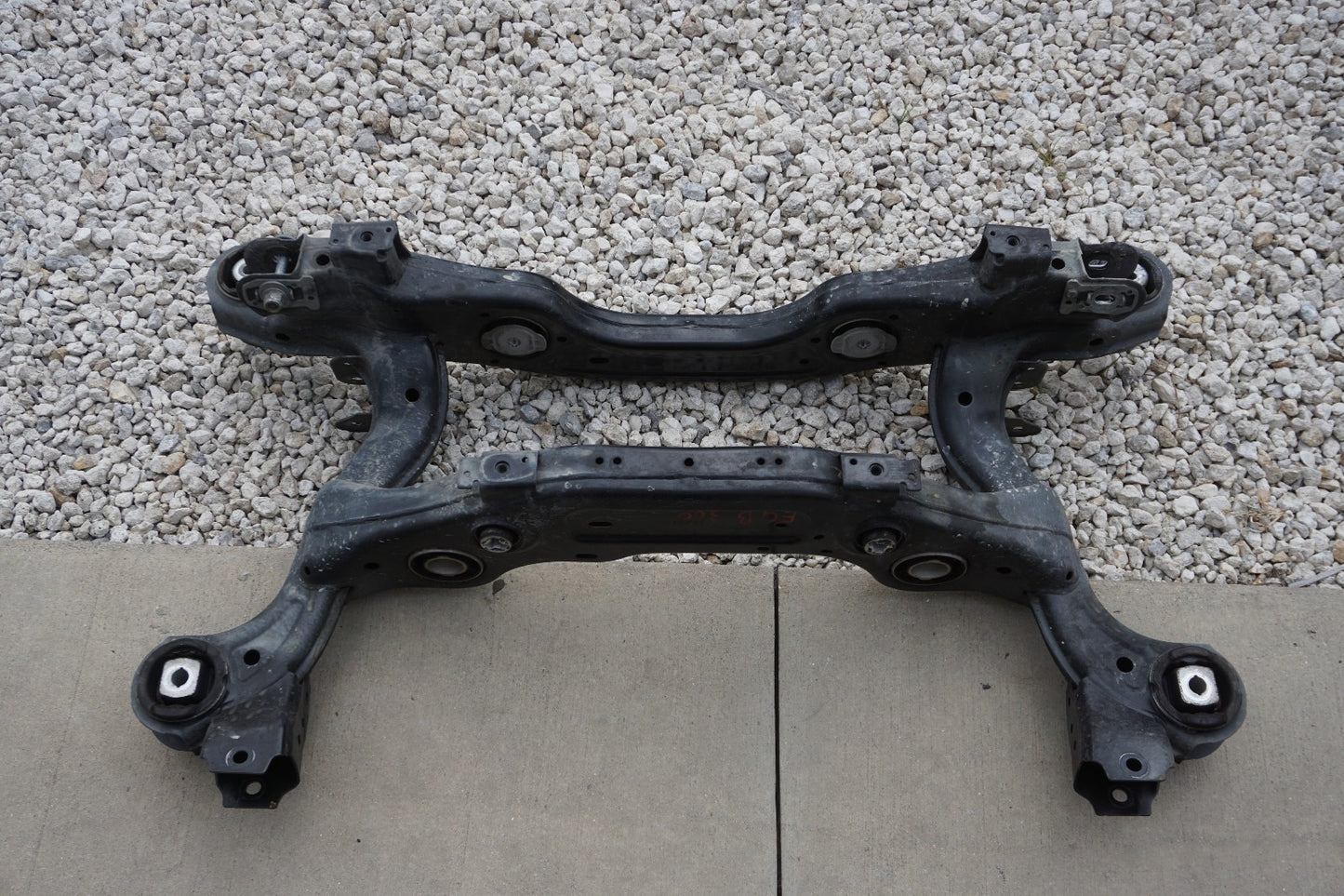 2022 - 2024 MERCEDES EQB300 EQB250 CROSSMEMBER REAR SUBFRAME