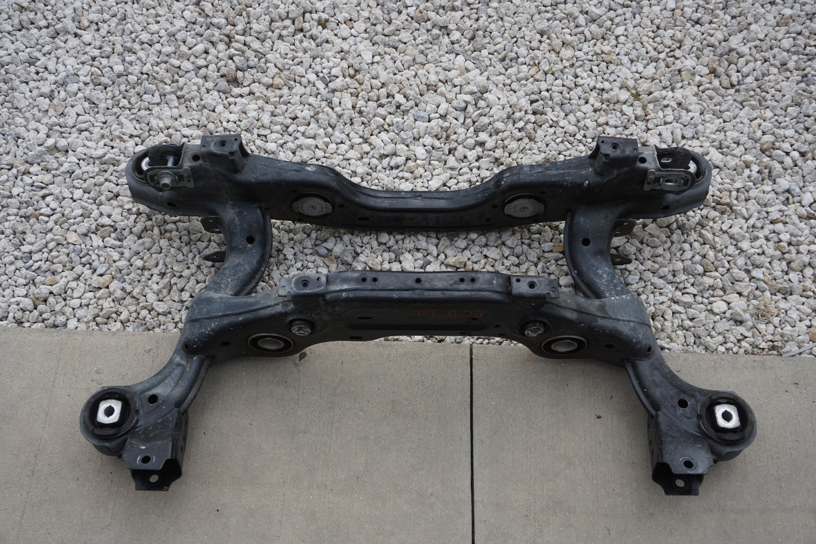 2022 - 2024 MERCEDES EQB300 EQB250 CROSSMEMBER REAR SUBFRAME