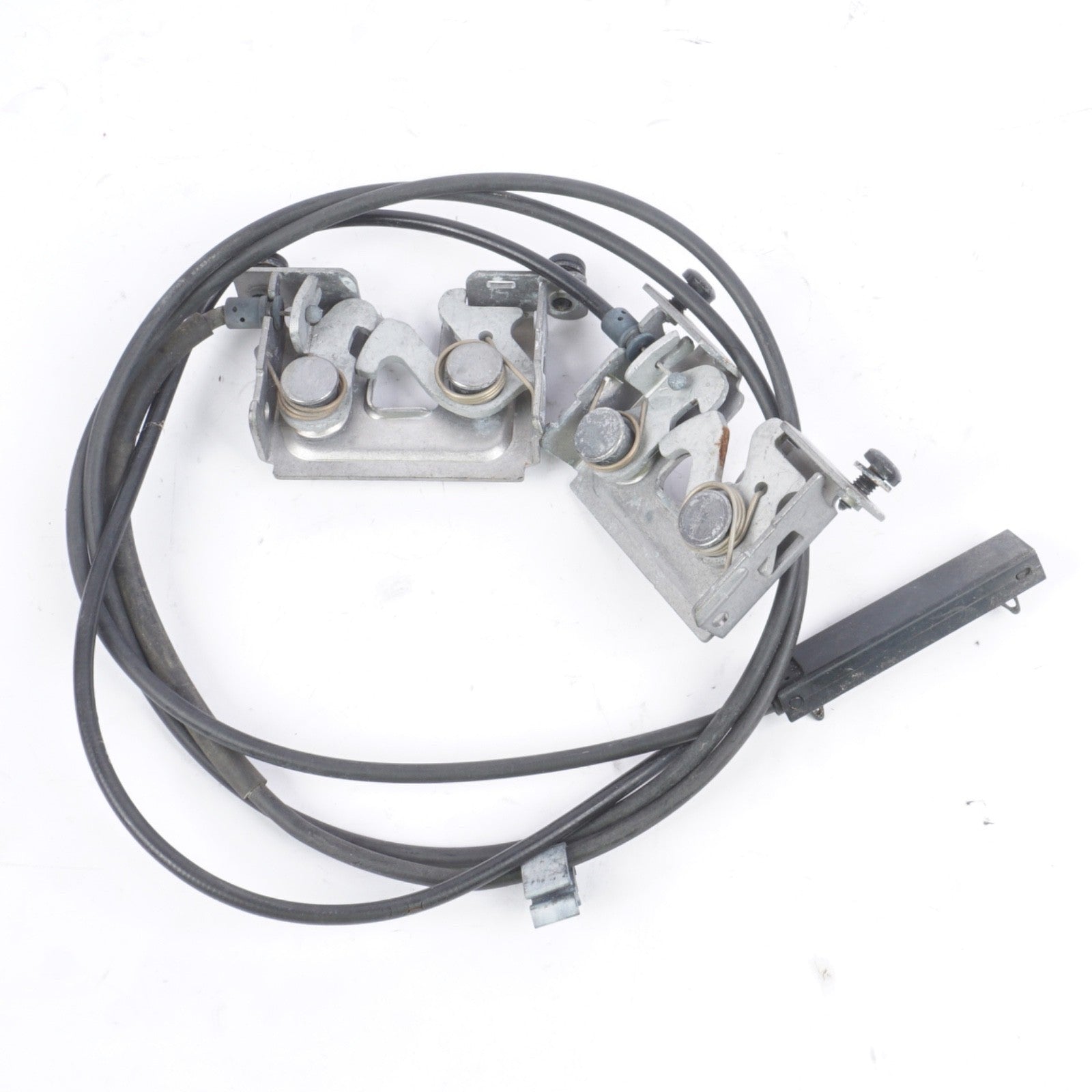2004 - 2010 BMW E63 E64 650i M6 HOOD BONNET LATCH CATCH LOCK RELEASE OEM
