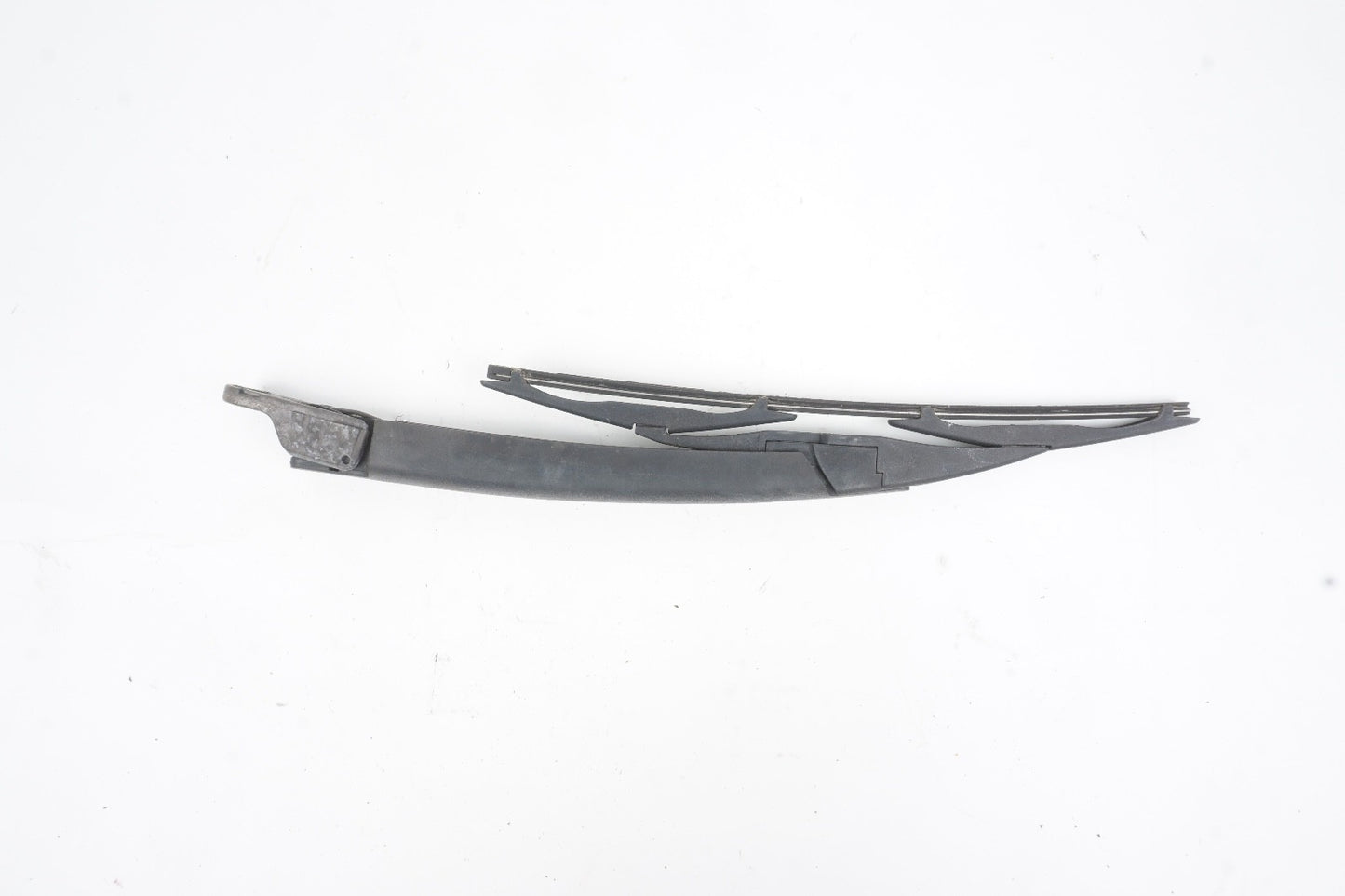 2014 - 2020 FIAT 500L REAR LIFTGATE TAILGATE GLASS WIPER ARM OEM
