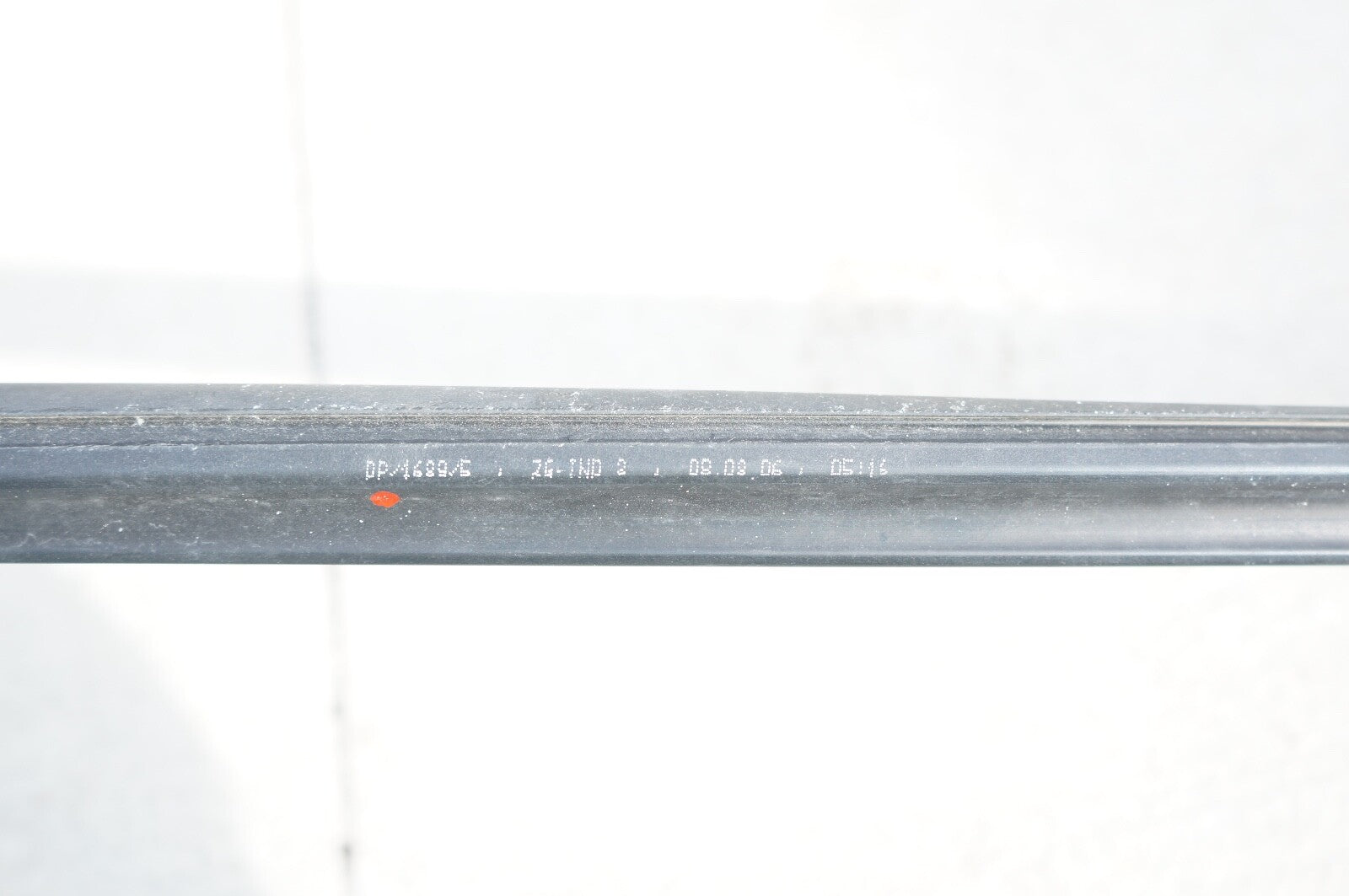 2007 - 2014 W216 Mercedes 2007 CL550 Left Driver Side Roof Rail Seal Strip OEM