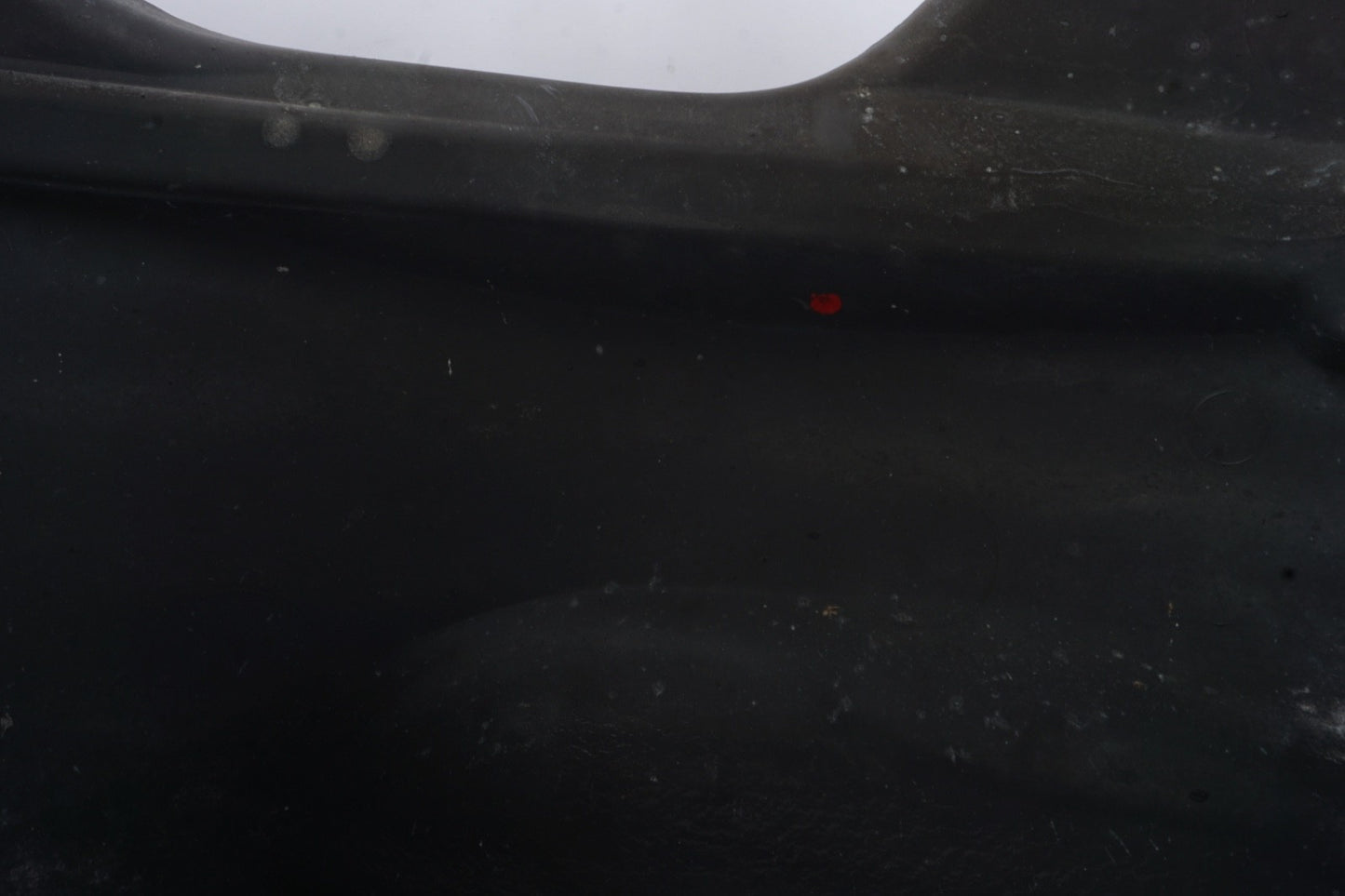 2006-2013 VOLVO C70 T5 FRONT LEFT DRIVER SIDE FENDER LINER SPLASH SHIELD OEM