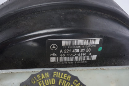 10-13 Mercedes W221 S550 S350 Brake Master Cylinder Power Booster 2214303130 OEM