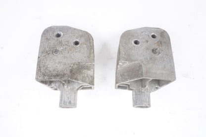 2014 - 2019 Maserati Ghibli Left And Right Radiator Support Mount Bracket Pair