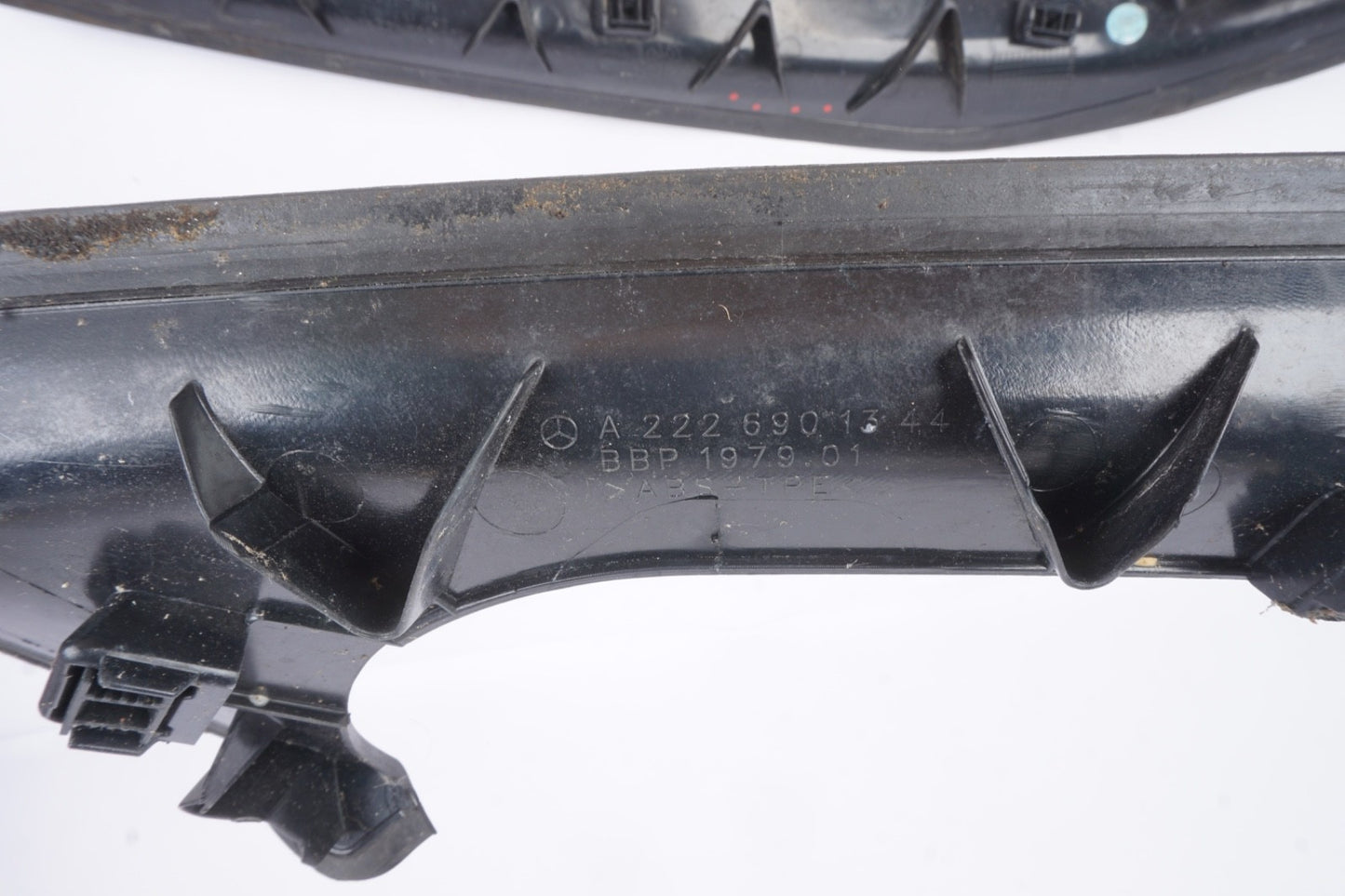 2014-2016 MERCEDES W222 S550 LEFT&RIGHT REAR WATER DRIP RAIL TRIM PAIR OEM