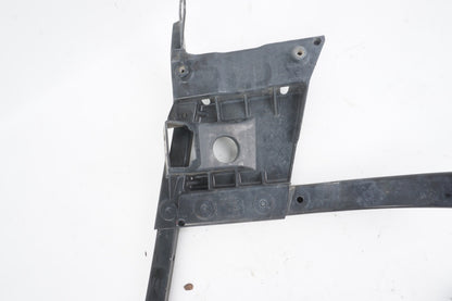 2004 - 2010 AUDI QUATTRO A8  Right Fender Mount Bracket Assembly
