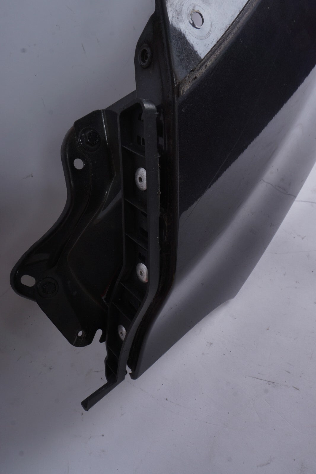 2014 - 2019 Fiat 500L Front Fender Right Passenger Side OEM
