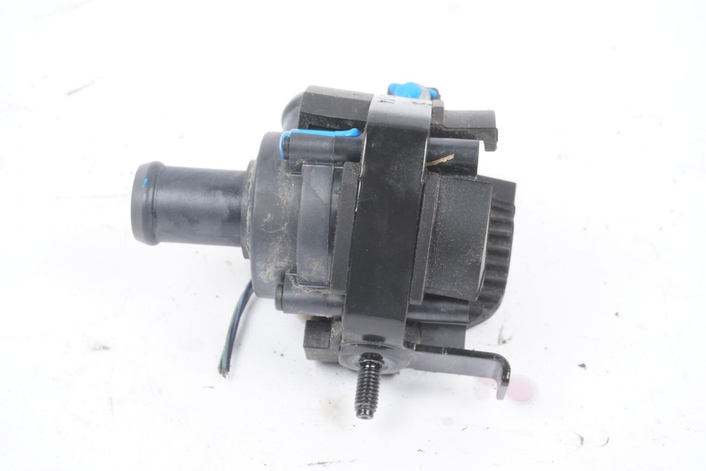 2012 - 2017 Audi A7 Auxiliary Water Pump 059121012A  OEM