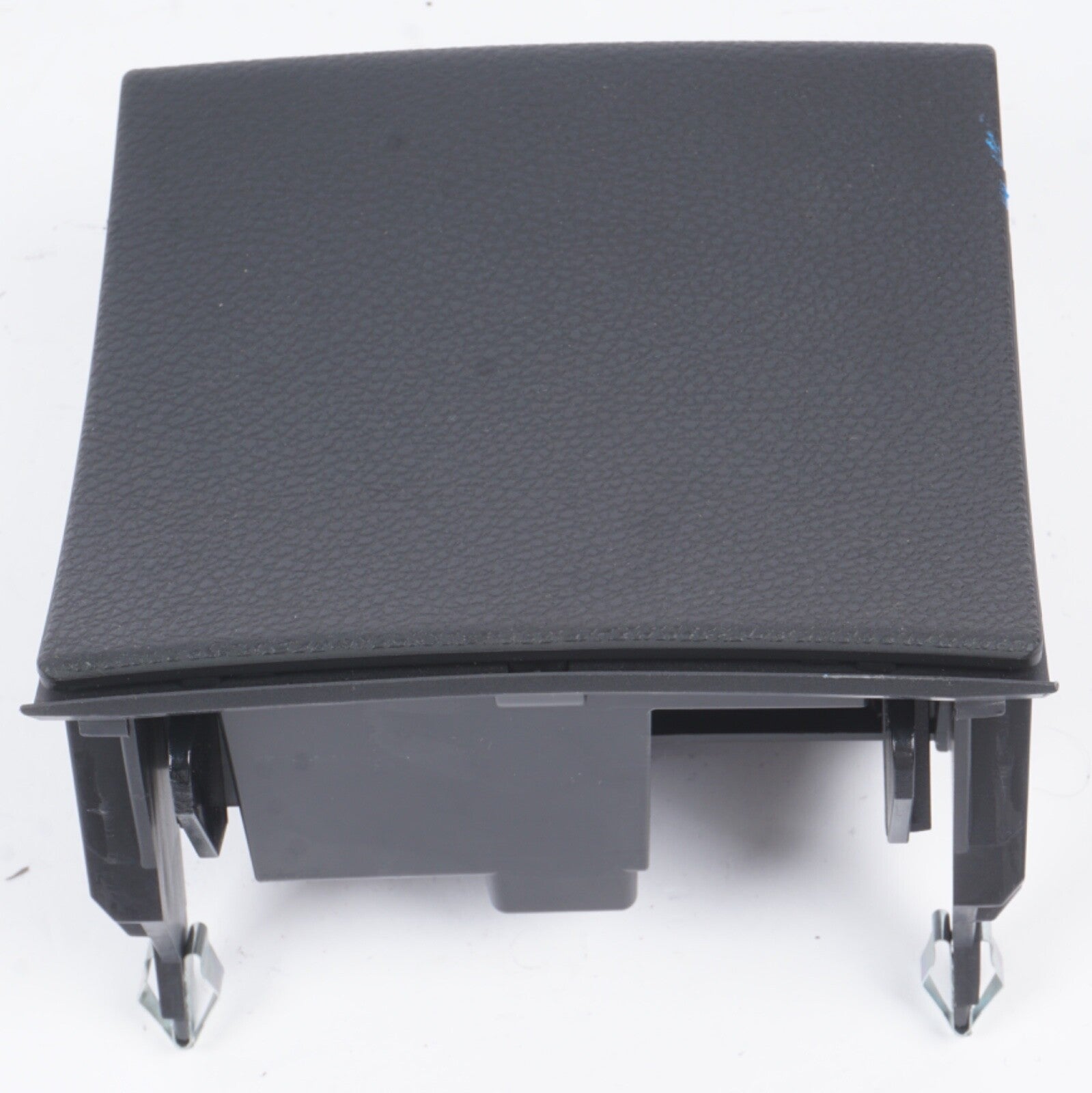 08-17 Mercedes W204 C250 E350 Center Console Ashtray Ash Tray Rear Anthracite