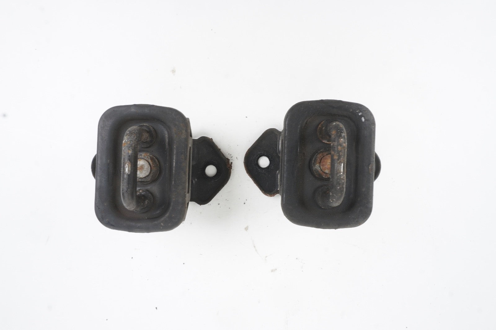 2007-2013 MERCEDES-BENZ S550 FRONT BONNET HOOD LOCK RELEASE LATCH HOOK LOOP OEM