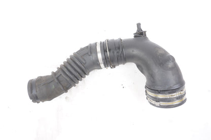 2014 - 2017 Maserati Ghibli Right Air Intake Inlet Resonator Sleeve Hose Tube