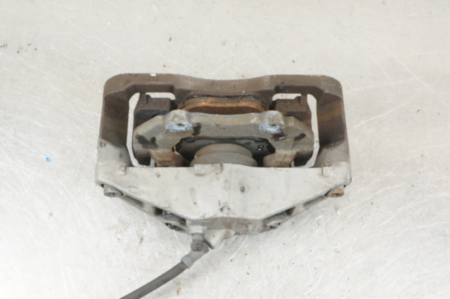 06-13 VOLVO C70 FRONT RIGHT PASSENGER SIDE BRAKE CALIPER ASSEMBLY, OEM