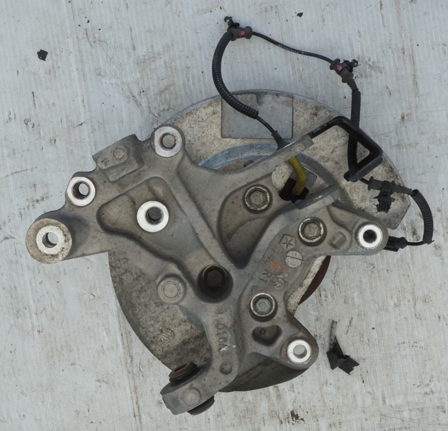 17 - 24 CHRYSLER PACIFICA REAR RIGHT PASSENGE SIDE SPINDLE KNUCKLE WHEEL HUB OEM
