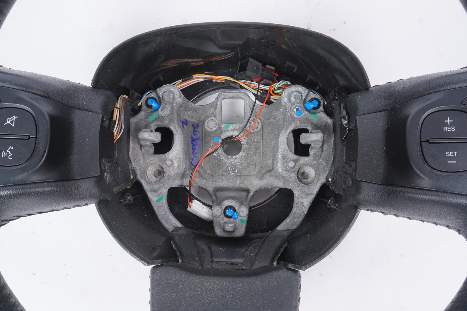 2014 - 2017 Fiat 500L Steering Wheel w/ Controls OEM 36k