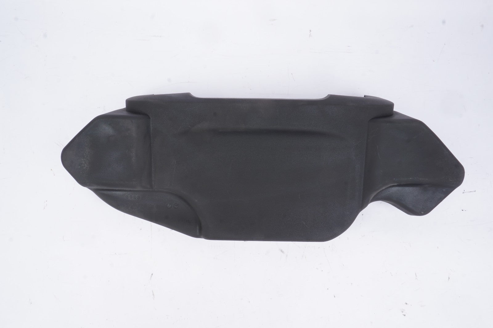 2011 - 2012 Audi A8 4.2L Engine Cover OEM