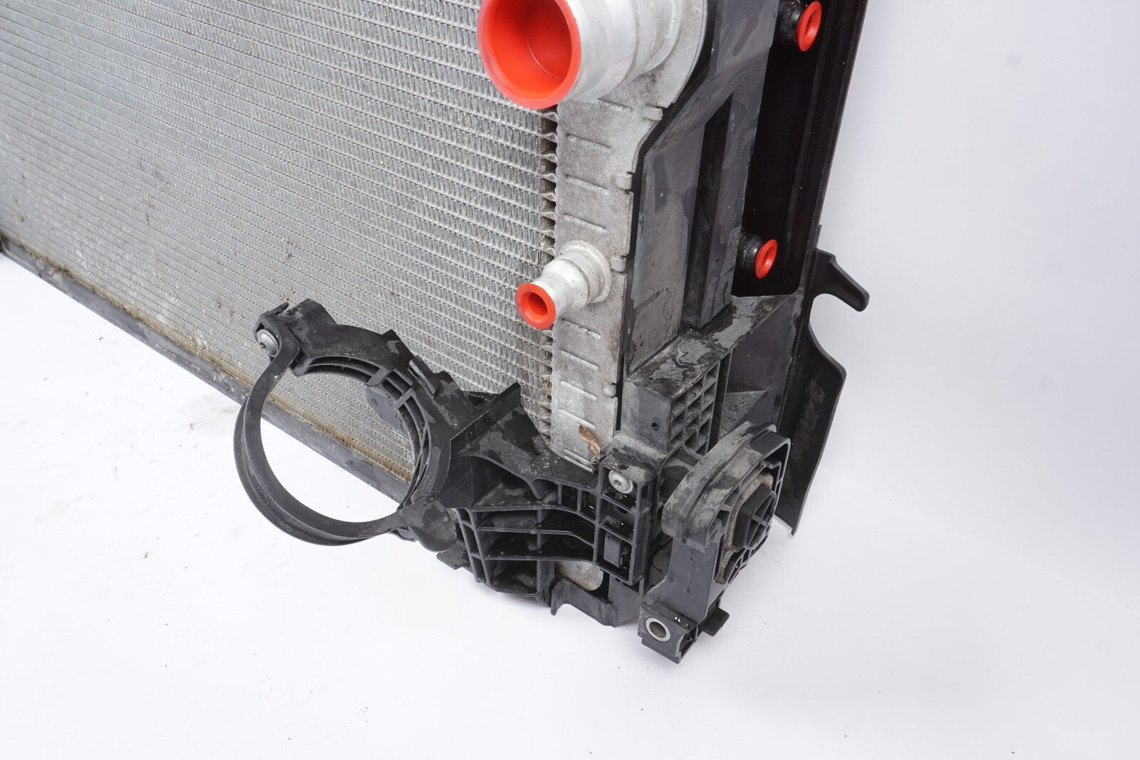 13 - 18 BMW 650I Cooling Radiator & A/C Condenser  OEM