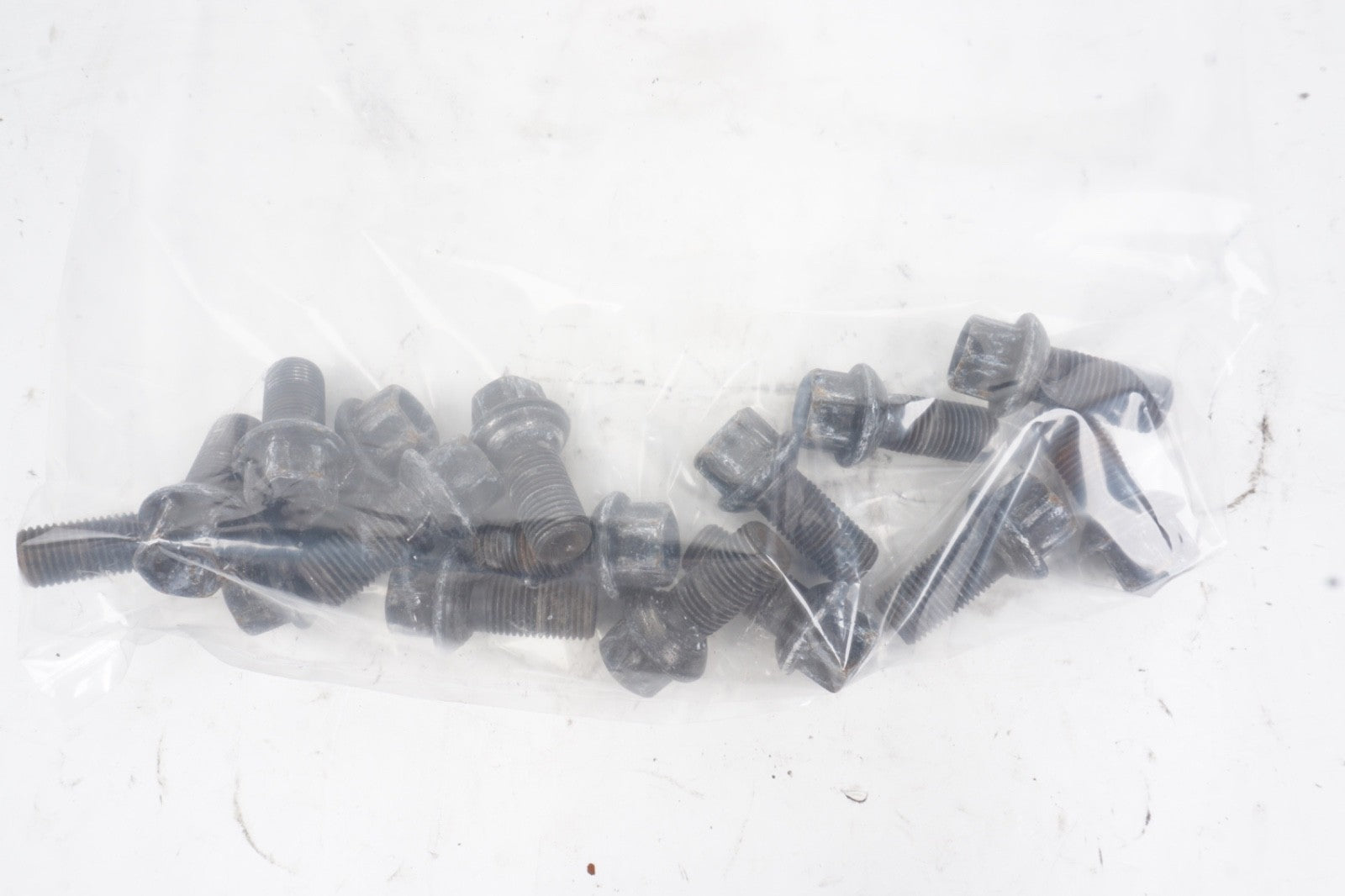 Mercedes C250 Lug Nuts Nut 16 pcs OEM