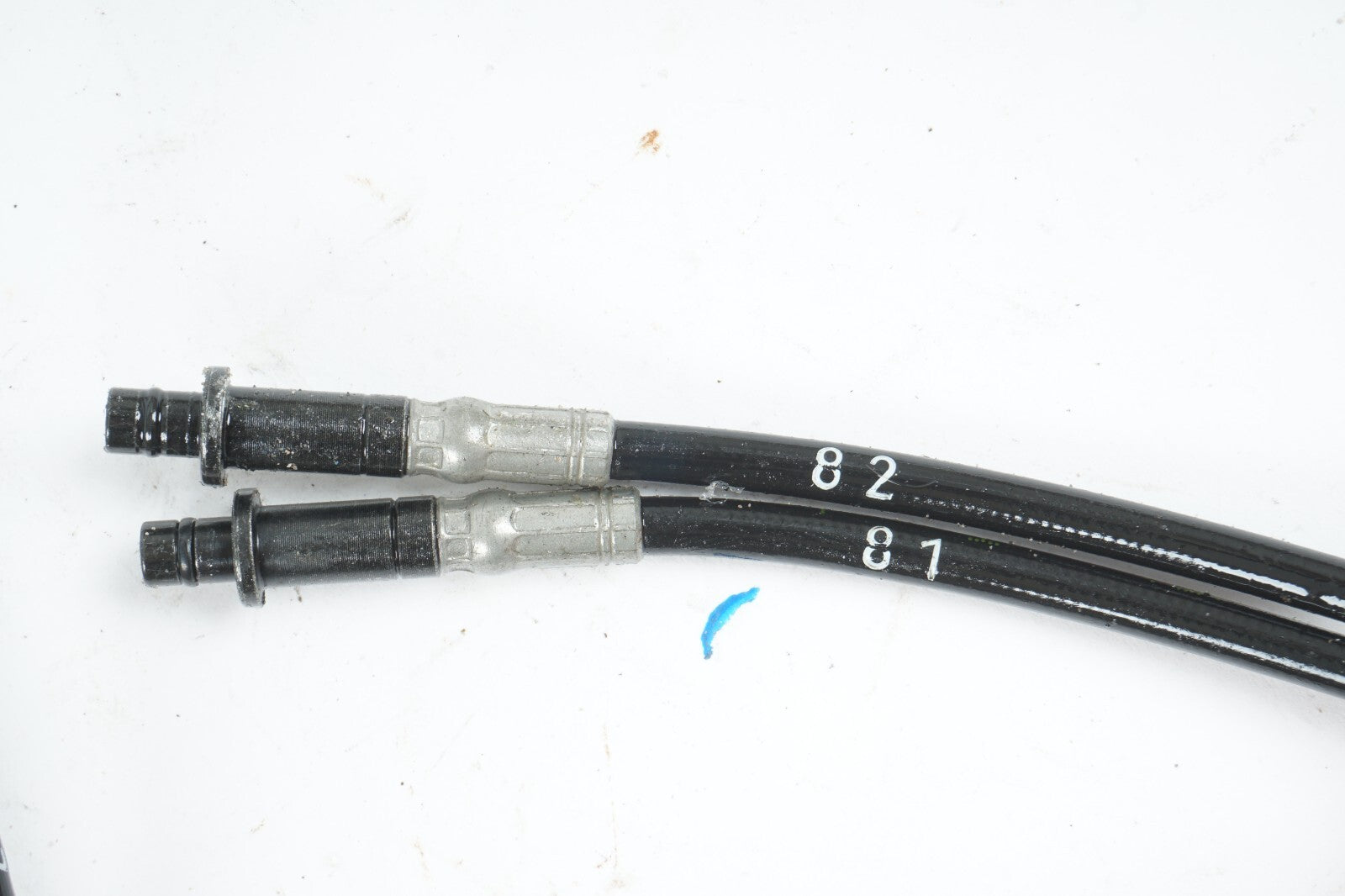 2006-2013 VOLVO C70  Roof Hydraulic Shock Line Right Passenger Side 81 82 OEM