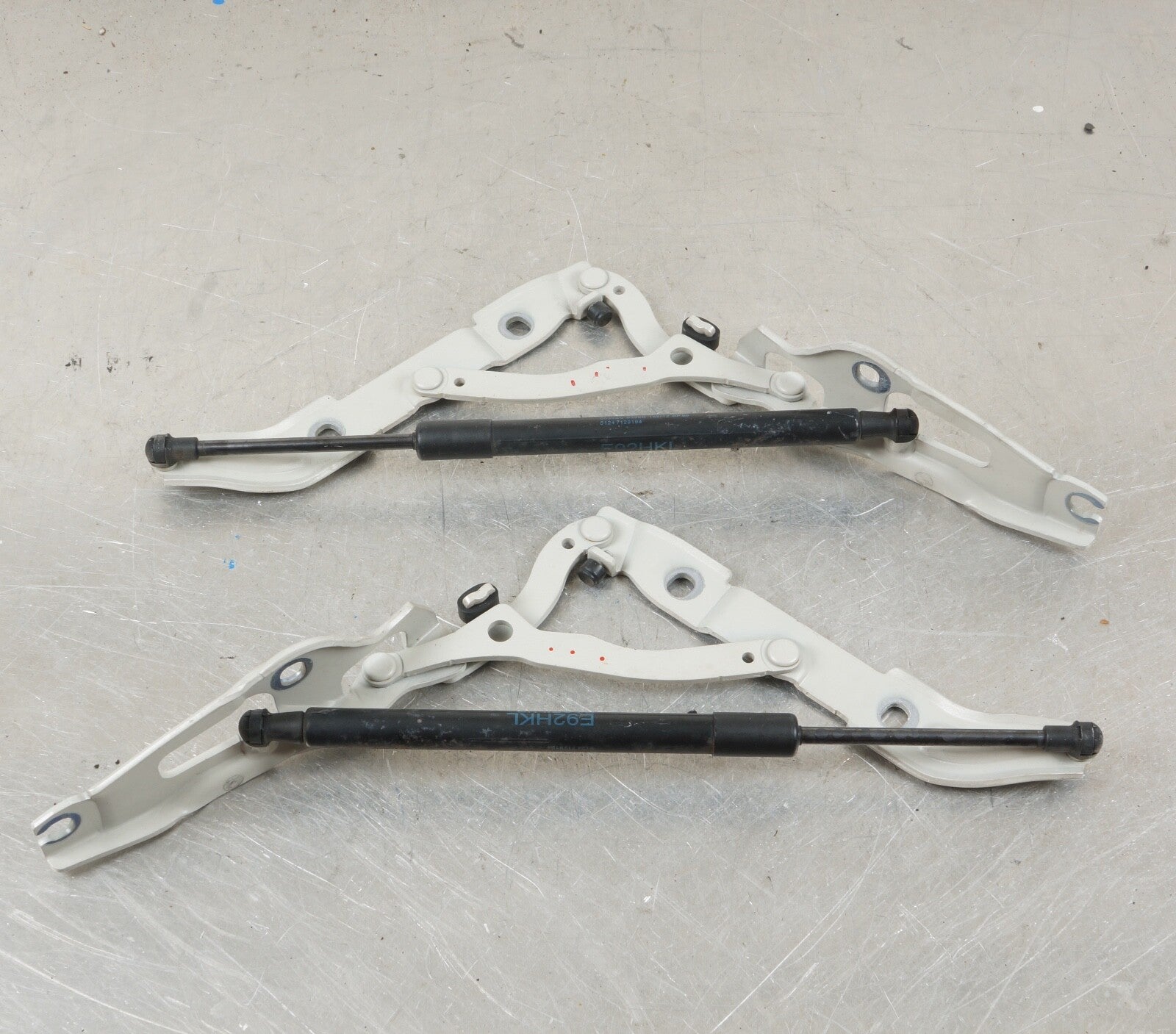 2011 BMW M3 TRUNK HINGE SET + STRUT SUPPORTS 328 335 COUPE E92 2007-2013 OEM