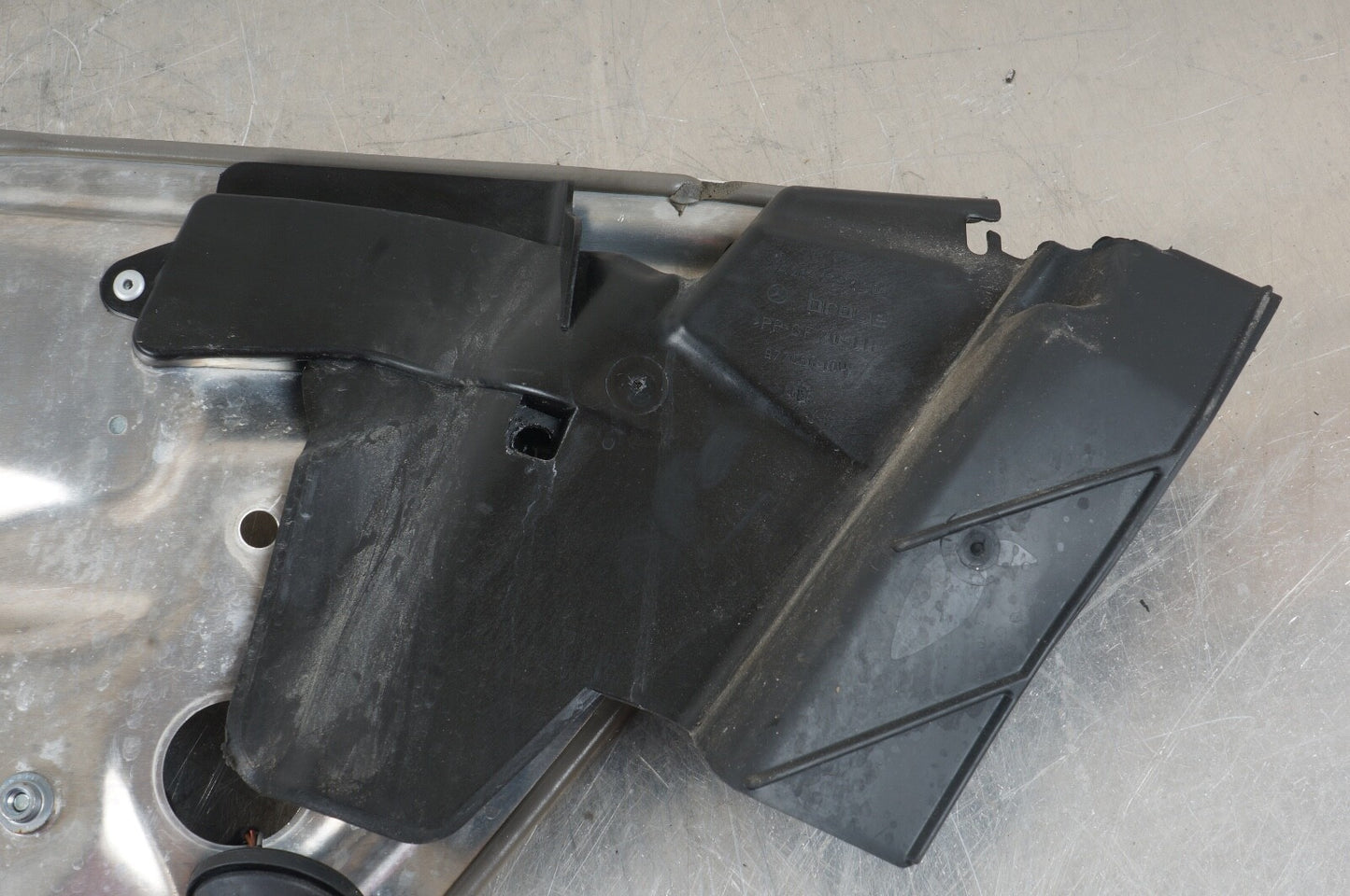 08-14 Mercedes Benz C300 C350 C63 LH Left REAR Window Regulator OEM